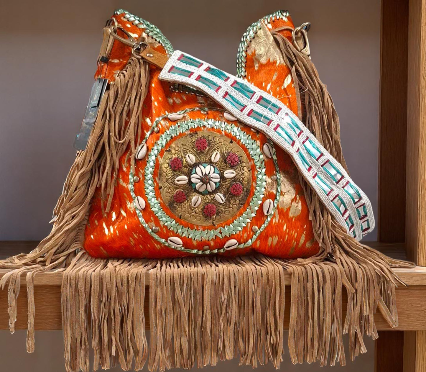 White Eye Basket · Natural Palm & Leather