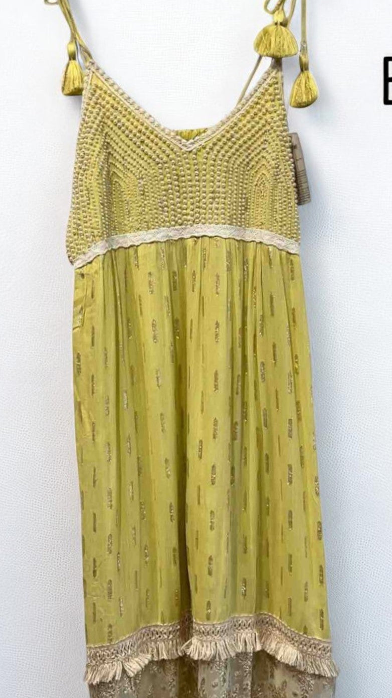 Vestido “Golden Breeze” – ganchillo y vuelo bohemio
