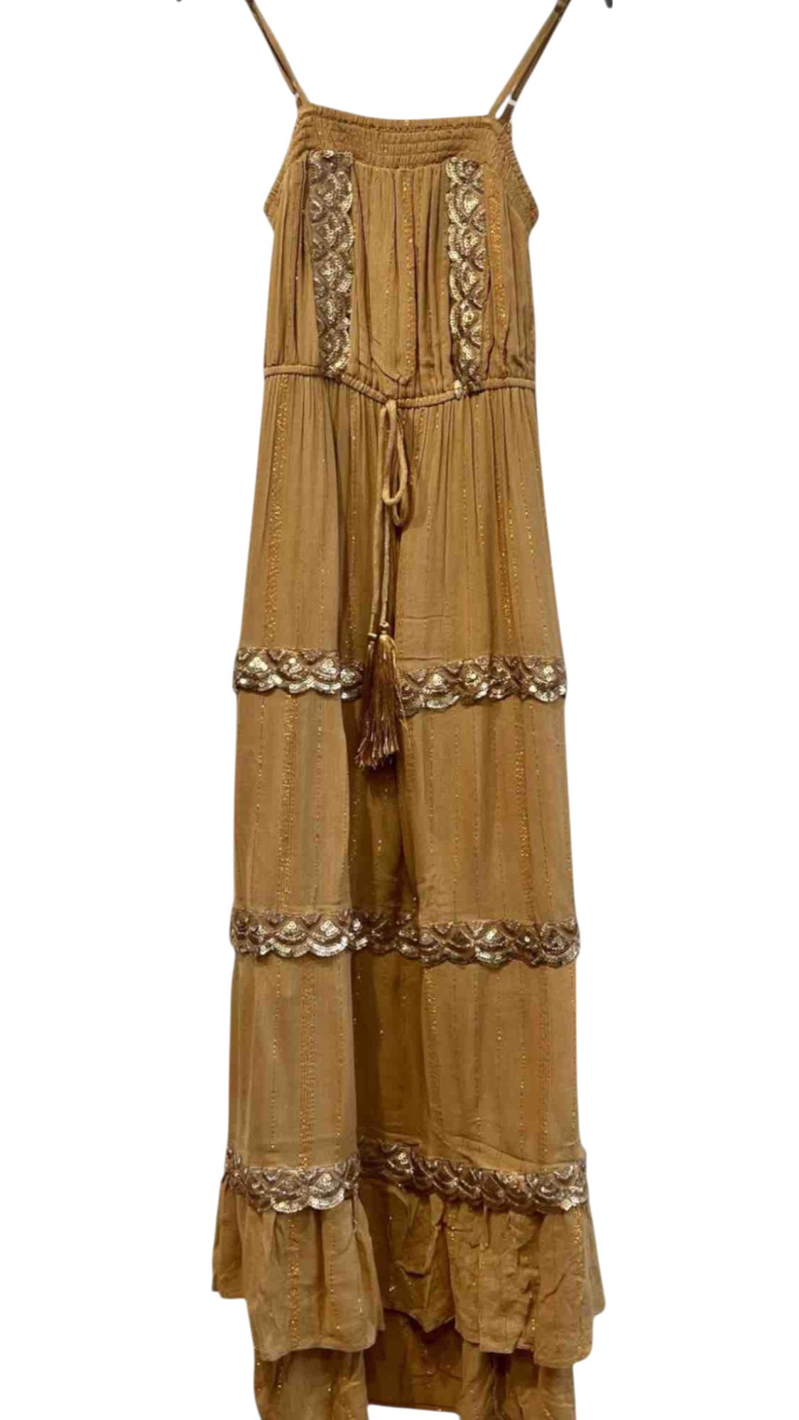 Vestido largo mostaza con detalles dorados