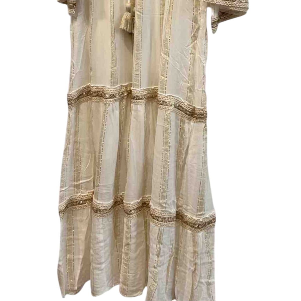 Vestido Destellos con detalles dorados