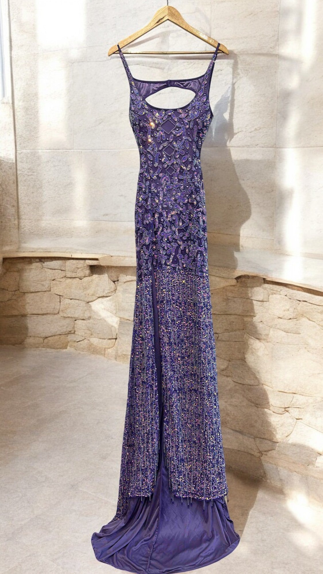 Vestido “Imperio Amatista” – Alta Costura Bordada a Mano