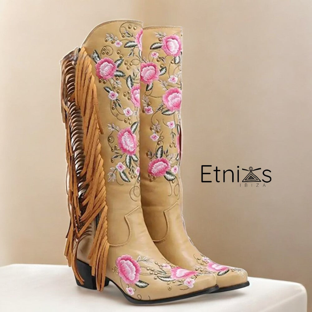 Botas Jardín Nómada – Bordadas con Flecos en Rosa