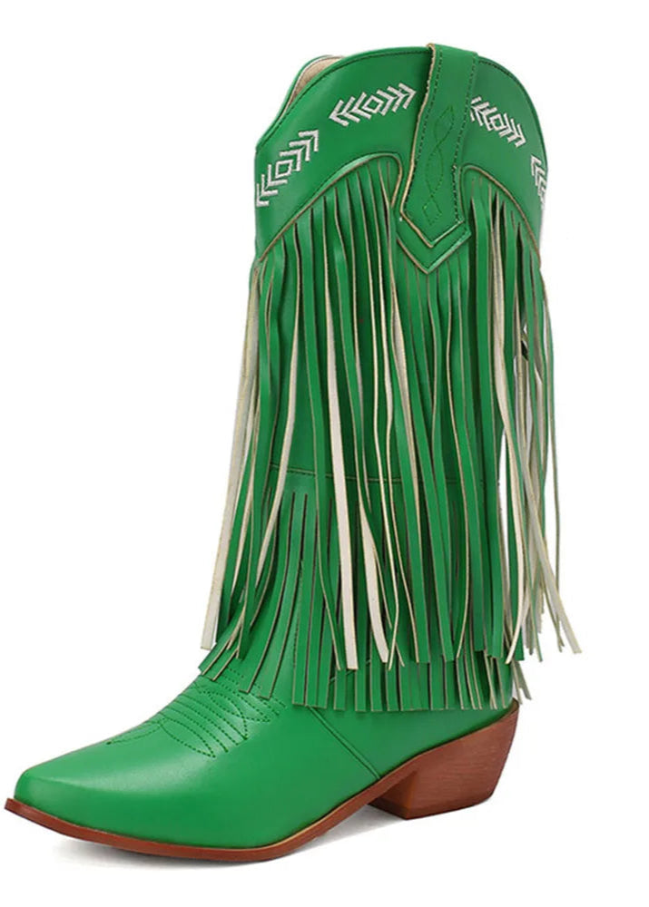 Botas Loca de Menta – Bordado Blanco y Flecos Salvajes
