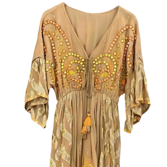 Vestido "Fuego de Vida" – Bordado a mano con espejos y motivos dorados