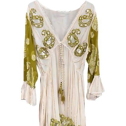 🌿 Espejismo Sagrado – Vestido con bordados dorados y cristales