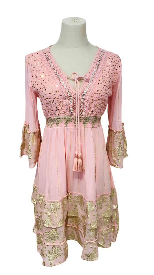 Pink Dress – Seduction by Flor de Sal / Light Blue Dress – Turquoise Dawn
