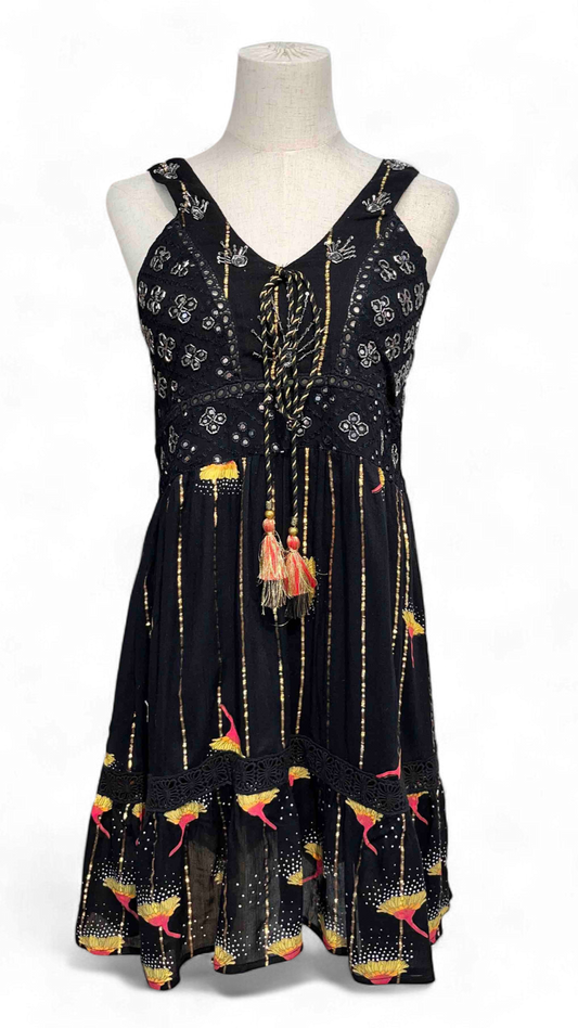 “Shanaya Black” short dress with gold embroidery and pompoms