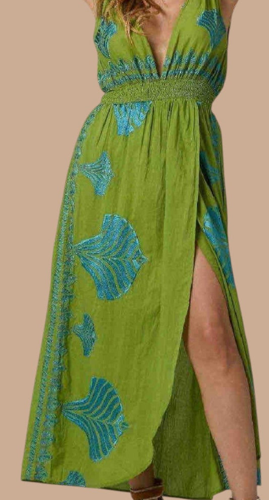 Azhari – Vestido midi con bordados artesanales