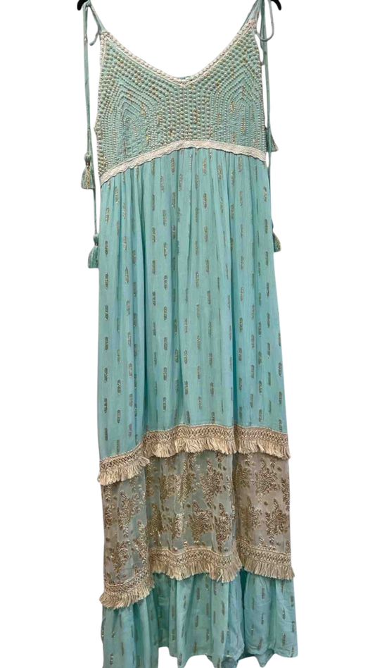 Vestido largo azul agua con cuerpo de crochet