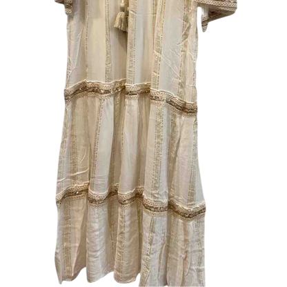 Vestido Destellos  con detalles dorados