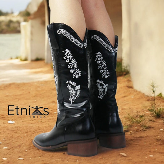 Botas Mariposa Brava bordadas