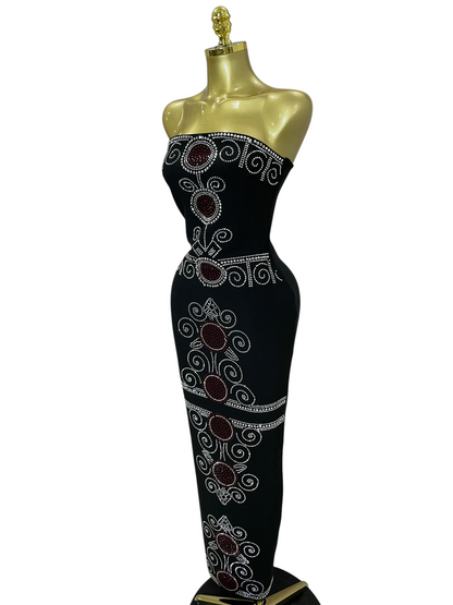 Vestido “Aquelarre de Cristales”