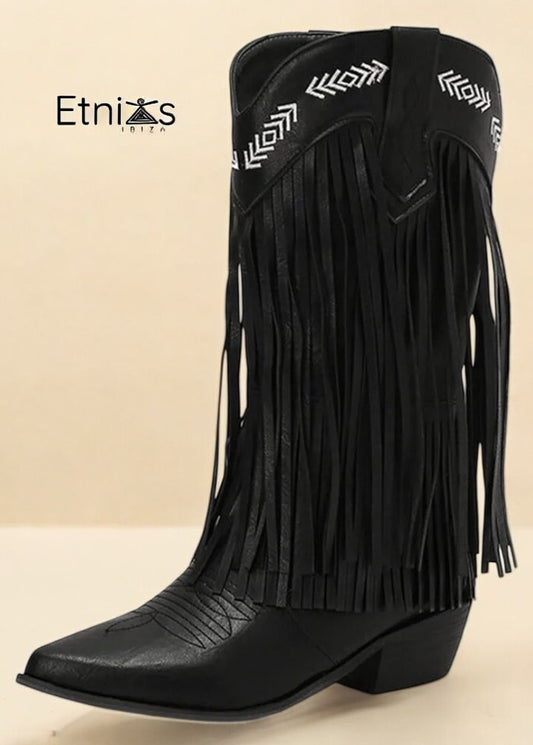 Botas Flaminga Negra – Bordado Tribal y Flecos Salvajes