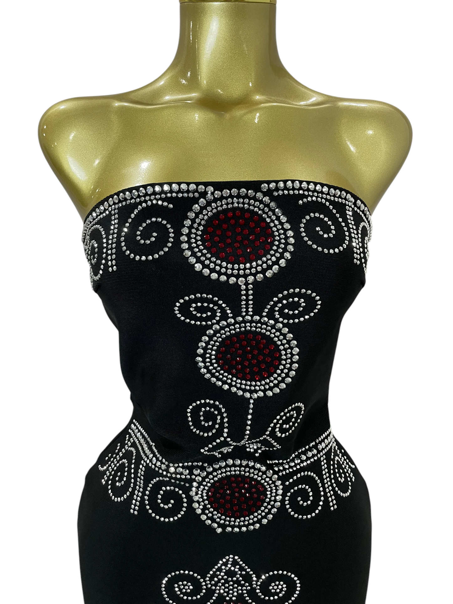 Vestido “Aquelarre de Cristales”