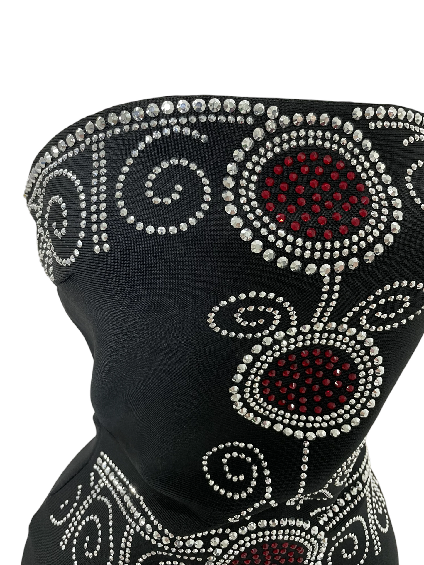 Vestido “Aquelarre de Cristales”