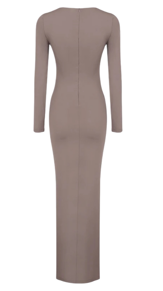 Vestido Largo Drapeado con Nudo Frontal – Chocolate