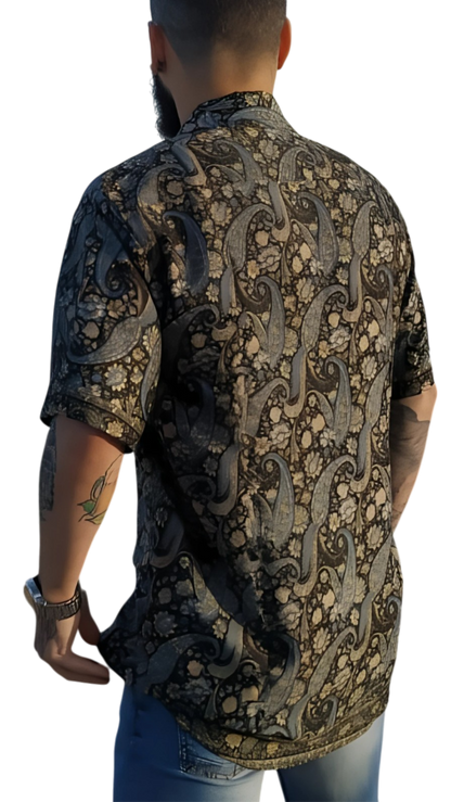 Camisa “Kashi iñigo” – Hombre | Artesanal en Telas de Saree Recicladas · Talla Única