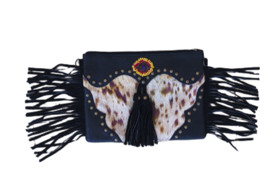 Recycled leather clutch with fringes – Wild character, tribal essence