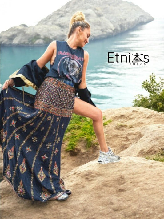 Hand-Embroidered Kantha Skirt – Unique Pieces