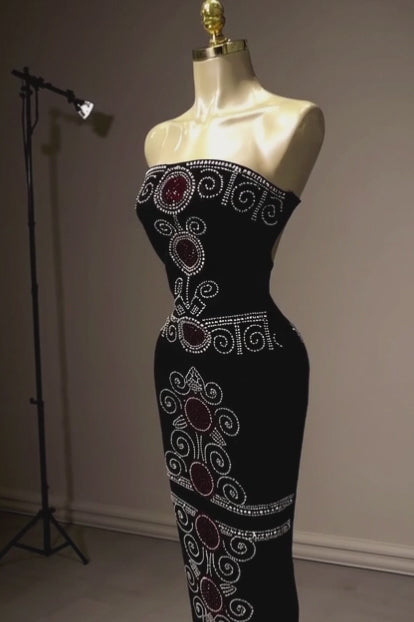 Vestido “Aquelarre de Cristales”