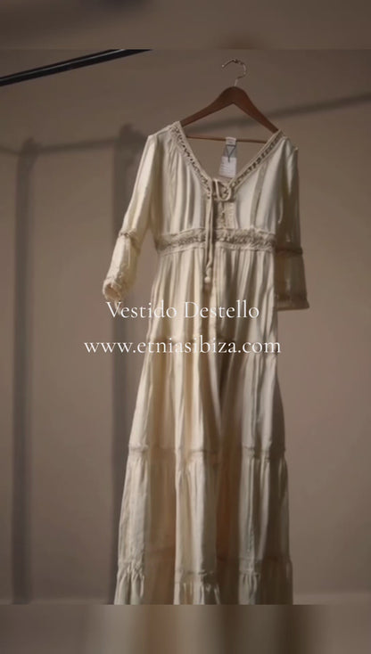 Vestido Destellos  con detalles dorados