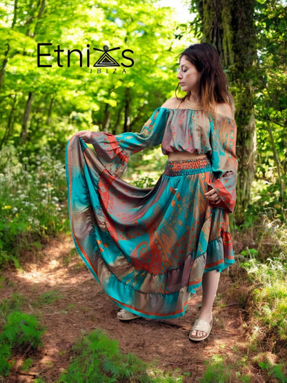 Blusa Maddhi y Falda Sedosa