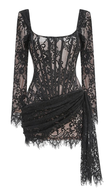 Vestido de Encaje Negro con Manga Larga